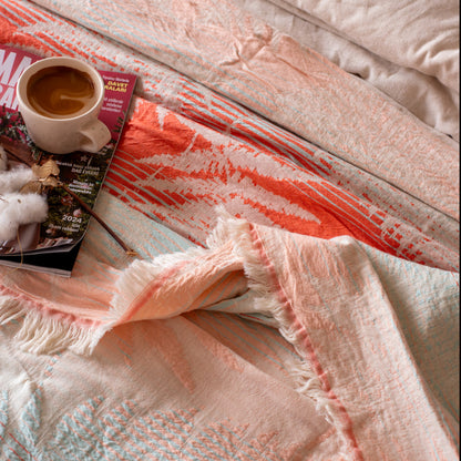 Palm Leaf Soft Jacquard Embossed Woven Cotton Double Bedspread 225x250 cm