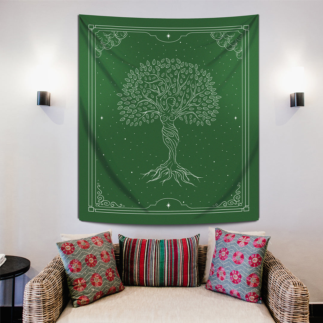 Goddess of Tree | Greenish- Ağaç Tanrıçası - Duvar Örtüsü - 130cm x 150cm